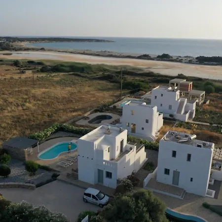 Villa Villa Glyfada, 100M From The Beach *