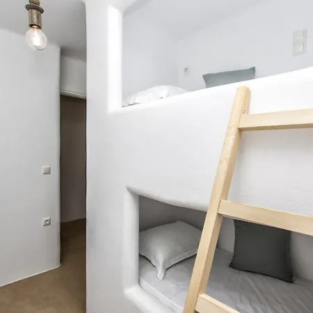 Villa Villa Glyfada, 100M From The Beach *